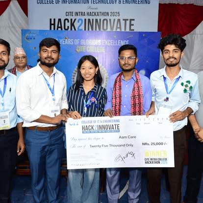 Awarding Hack2Innovate 2025 Champions